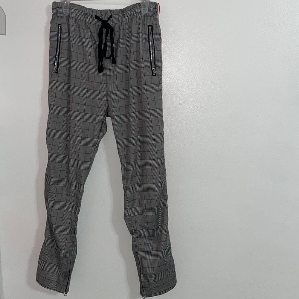 AMERICAN STITCH PLAID PANTS WITH ELASTIC WAISTBAND AND DRAWSTRING SIZE MEDIUM